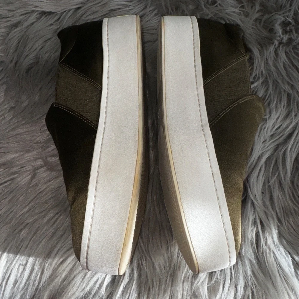 Vince Warren Italian Satin Platform Slip On Sneakers Antique Olive Size 7 - Picture 4 of 10